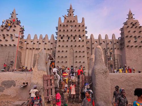 GÜLDEN BURÇİN ALBAYRAK